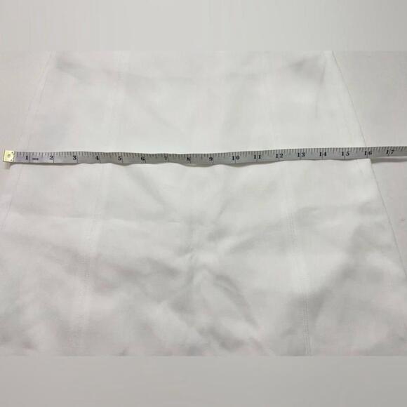 Aritiza Babaton - Hopper Skirt - Picture 9 of 11